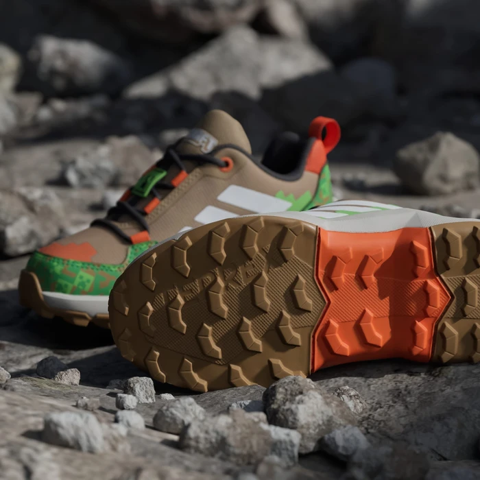 adidas Terrex AX4R cardboard/cloud white/semi impact orange (Junior)