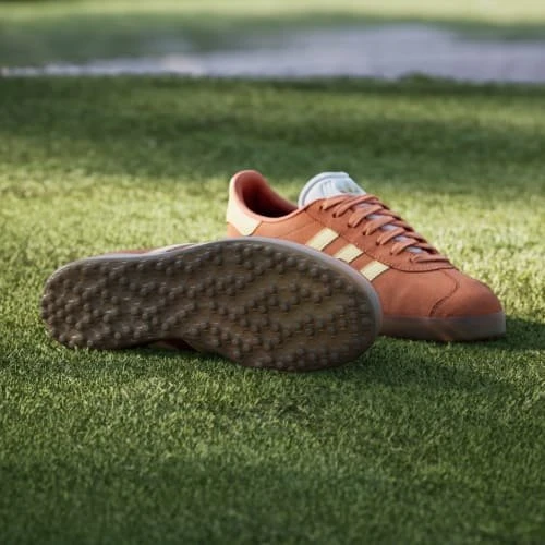 adidas Gazelle Spikeless dusky orange/ice tangerine/cloud white