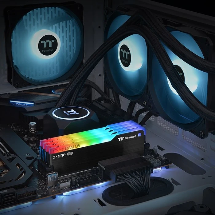Thermaltake TOUGHRAM Z-ONE RGB D5 UDIMM 32GB Kit, DDR5-5200, CL38-38-38-76