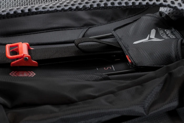 Deuter Futura Vario 50+10 schwarz