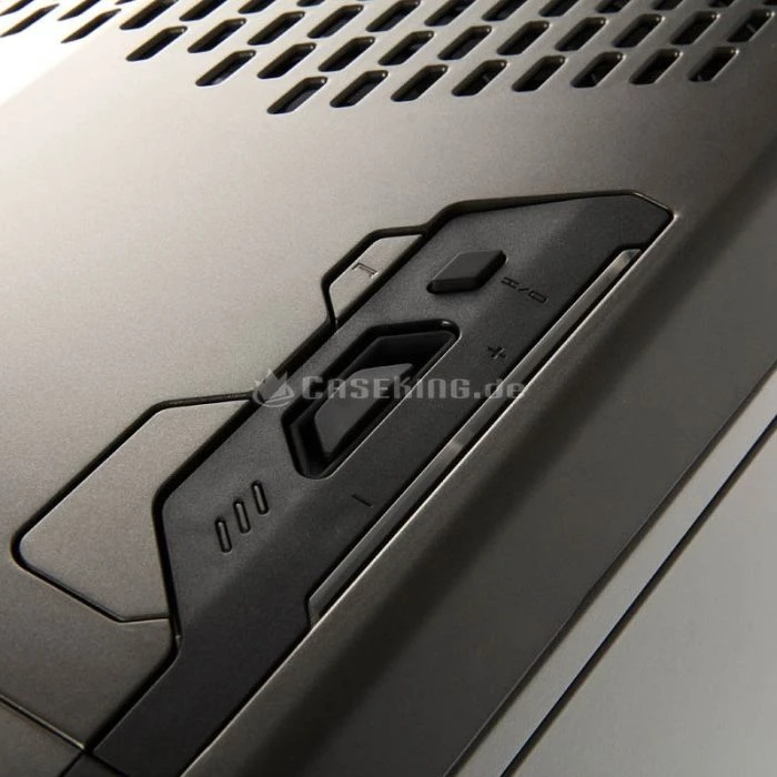 NZXT Phantom 630 Gunmetal, Acrylfenster