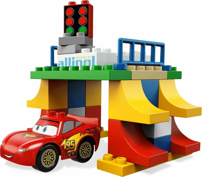 LEGO DUPLO Cars - Rennen in Tokio