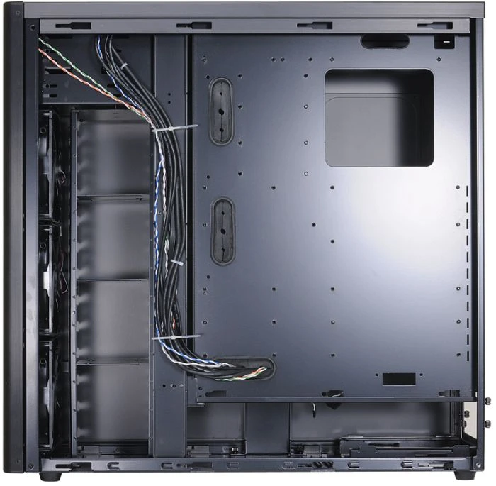 Lian Li PC-A75X