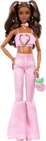 Mattel Barbie - Deluxe Style in rosa Bauchfreiem Denim-Oberteil und Ausgestellten Jeans