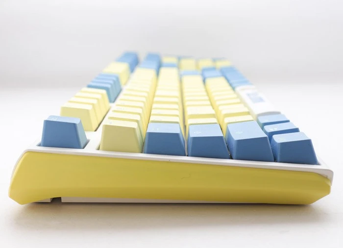 Ducky x Fallout Vault-Tec Limited Edition One 3 + Mauspad, PBT, MX SILENT RGB RED, USB, DE