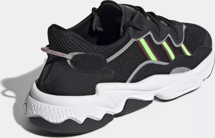 adidas Ozweego core black/solar green/onix (Herren)
