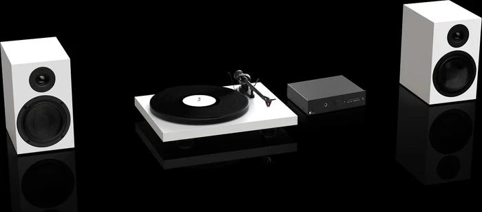 Pro-Ject Colourful Audio System
