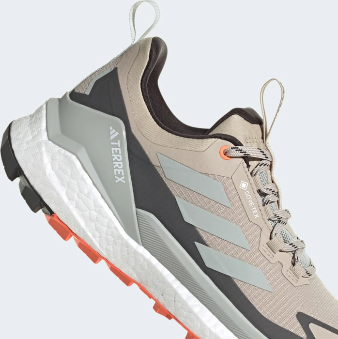 adidas Terrex Free Hiker 2.0 Low GTX wonder beige/core black/semi impact orange (Damen)