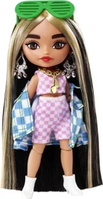 Mattel Barbie - Extra Minis Puppe trägt karierte 2-teilige Kleidung