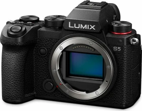 Panasonic Lumix DC-S5 Body