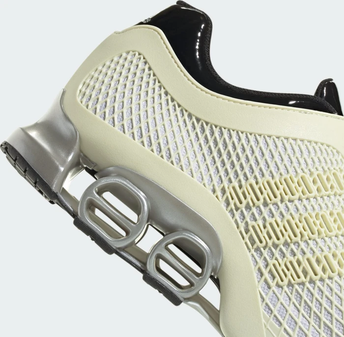 adidas Megaride S2 off white/core black/matte silver