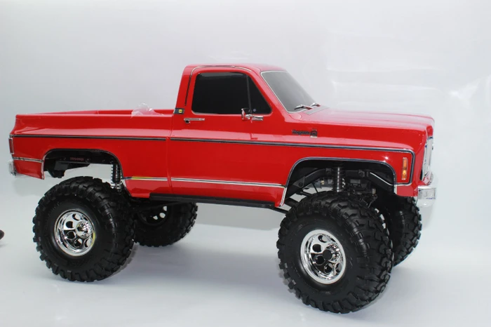 Traxxas TRX-4 Chevrolet K10 High Trail Edition rot