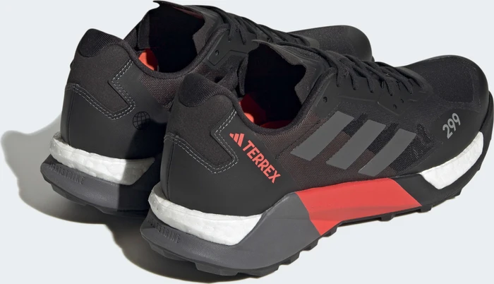 adidas Terrex Agravic Ultra core black/grey five/solar red (Herren)