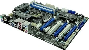 ASRock P67 Extreme4 (Intel 1155)
