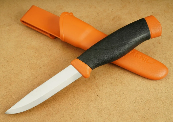 Morakniv Companion Heavy Duty Stainless Steel Messer orange