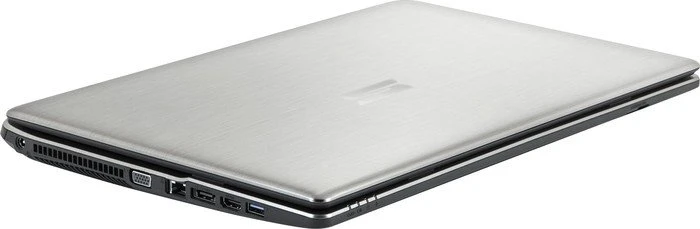 Schenker M706-2iv, Core i7-6700HQ, 8GB RAM, 120GB SSD, 1TB HDD, GeForce 940M, DE