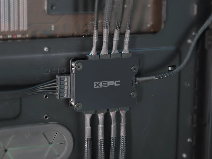 XSPC 8 Way PWM Splitter Hub schwarz, Lüfterverteiler 8-fach
