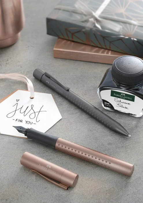 Faber-Castell Füller Grip Edition anthrazit, rechte Hand/linke Hand, breit