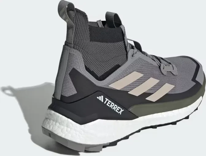 adidas Terrex Free Hiker 2.0 charcoal solid grey/core black/olive strata (Herren)