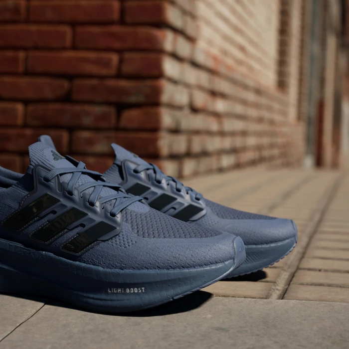 adidas Ultraboost 5 preloved ink/aurora ink