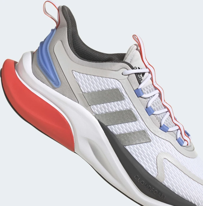 adidas Alphabounce+ Sustainable Bounce cloud white/silver metallic/blue fusion (Herren)
