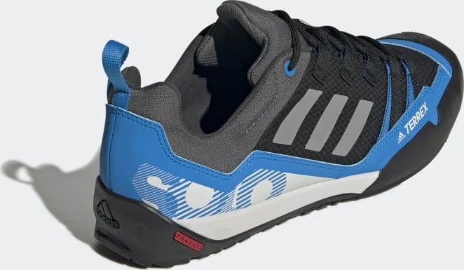 adidas Terrex Swift Solo core black/grey three/blue rush