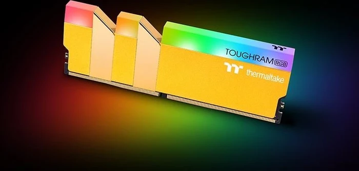 Thermaltake Toughram RGB Memory Metallic Gold UDIMM 16GB Kit, DDR4-3600, CL18-19-19-39