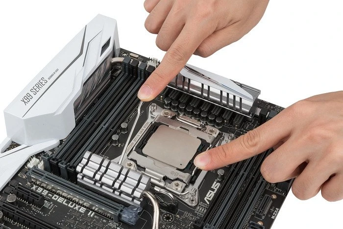 ASUS ROG Strix X99 Gaming (Intel 2011-3)