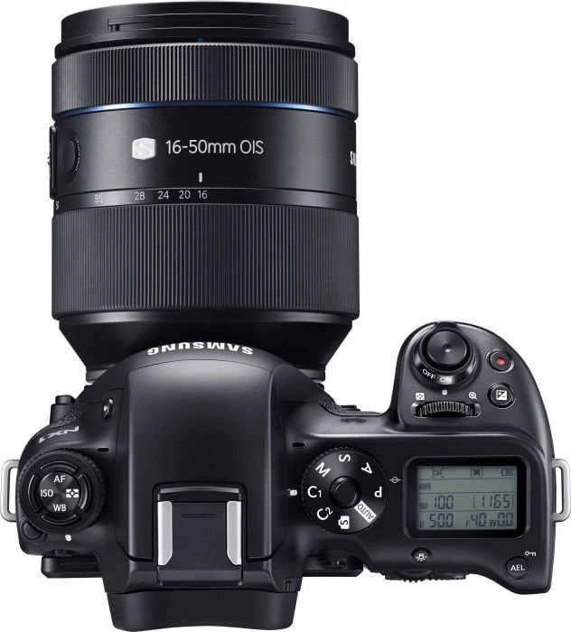 Samsung NX1 mit Objektiv NX 16-50mm 2.0-2.8 S ED OIS i-Function