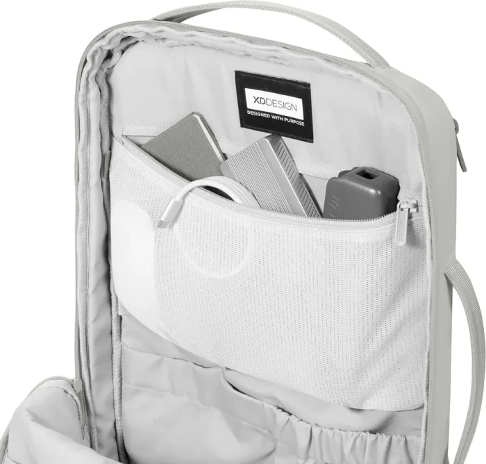 XD Design 16" Bobby Air Rucksack, grau