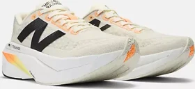 New Balance FuelCell SuperComp Trainer v3 angora/hot mango/black (Herren)