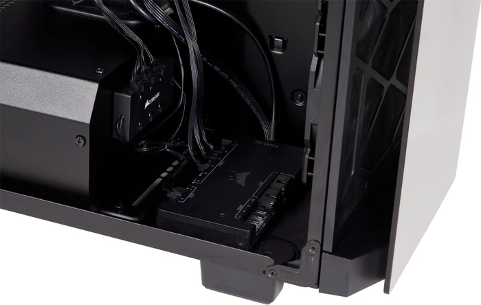 Corsair Obsidian 500D RGB SE, Glasfenster