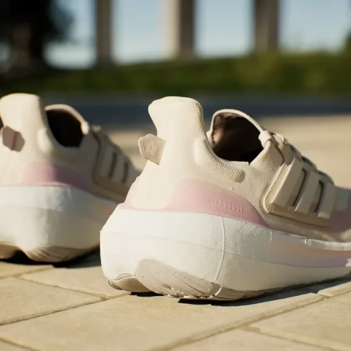 adidas Ultraboost Light chalk white/clear pink (Damen)