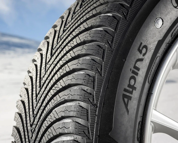 Michelin Alpin 5 225/50 R16 96H XL