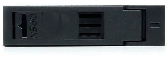 StarTech 2.5" SAS/SATA/SSD auf 3.5" SATA Festplatten Konverter