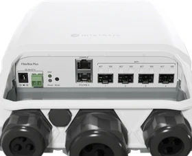 MikroTik FiberBox Plus, Cloud Router Switch CRS305, Outdoor 10G Smart Switch, 4x SFP+, 1x RJ-45, PoE+ PD (CRS305-1G-4S+OUT)