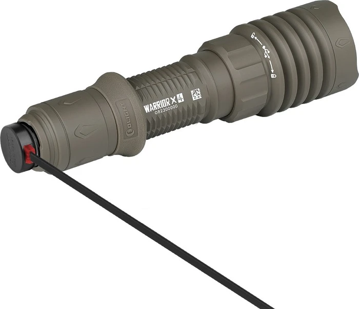 OLight Warrior X 4 Taschenlampe flat dark earth