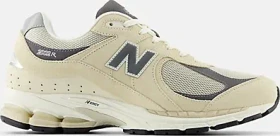 New Balance 2002R sandstone/magnet/linen (Herren)