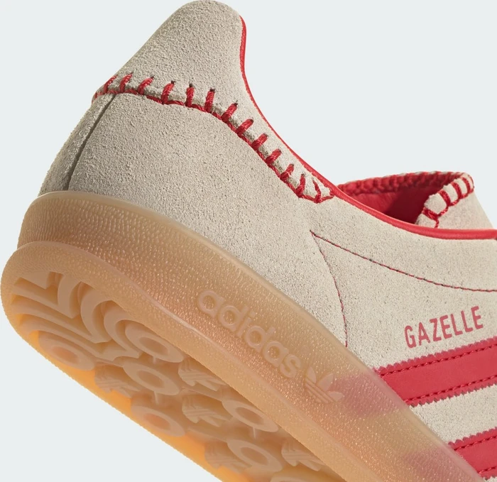 adidas Gazelle Indoor beige/better scarlet/cream white (Damen)
