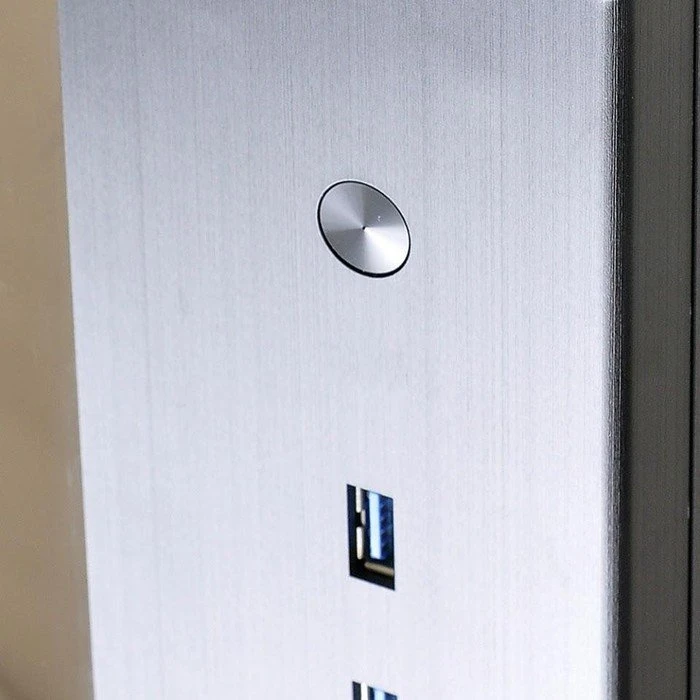 Lian Li PC-O10, schwarz, Glasfenster