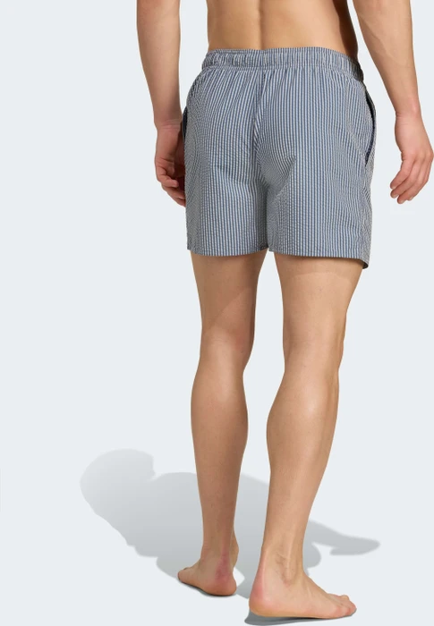 adidas Seersucker Gestreift 5 Zoll Badeshorts wonder white/preloved ink (Herren)