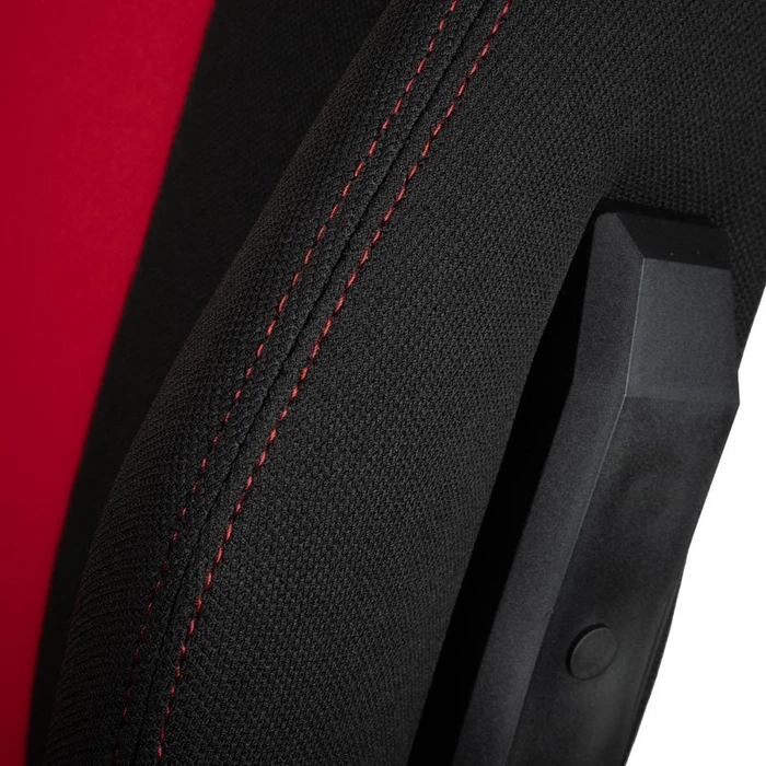 Nitro Concepts E250 Gamingstuhl, schwarz/rot