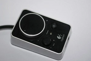 Logitech Z-4