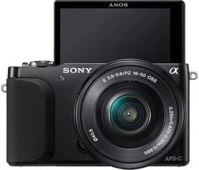 Sony Alpha NEX-3N schwarz mit Objektiv E PZ 16-50mm 3.5-5.6 OSS