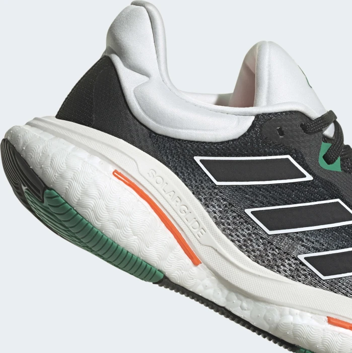 adidas Solarglide 6 non dyed/core black/court green (Damen)