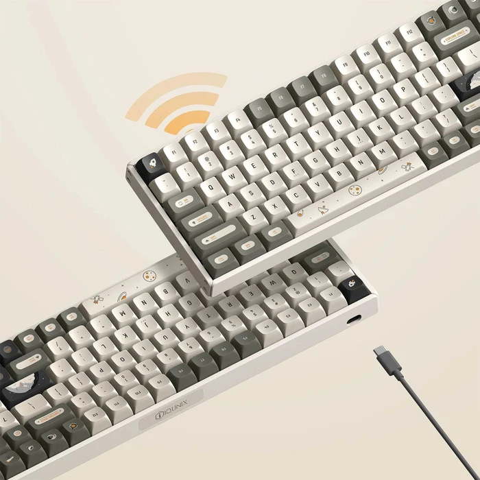 iQunix F97 Hitchhiker Wireless Wireless, 96%, LEDs RGB, Moonstone, USB/Bluetooth, DE