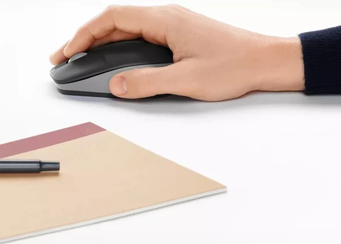 Logitech M190 Full-Size Wireless Mouse dunkelgrau, USB
