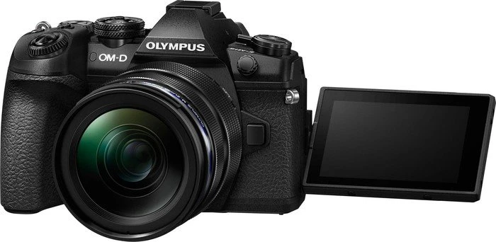 Olympus OM-D E-M1 Mark II schwarz mit Objektiv M.Zuiko digital ED 12-100mm 4.0 IS PRO