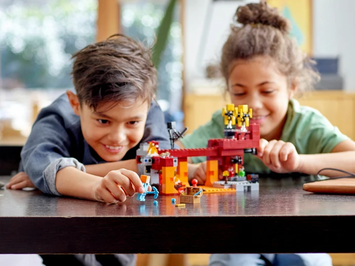 LEGO Minecraft - Die Brücke