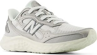 New Balance Fresh Foam Arishi v4 Tiralux silver metallic/reflection/white (Damen)